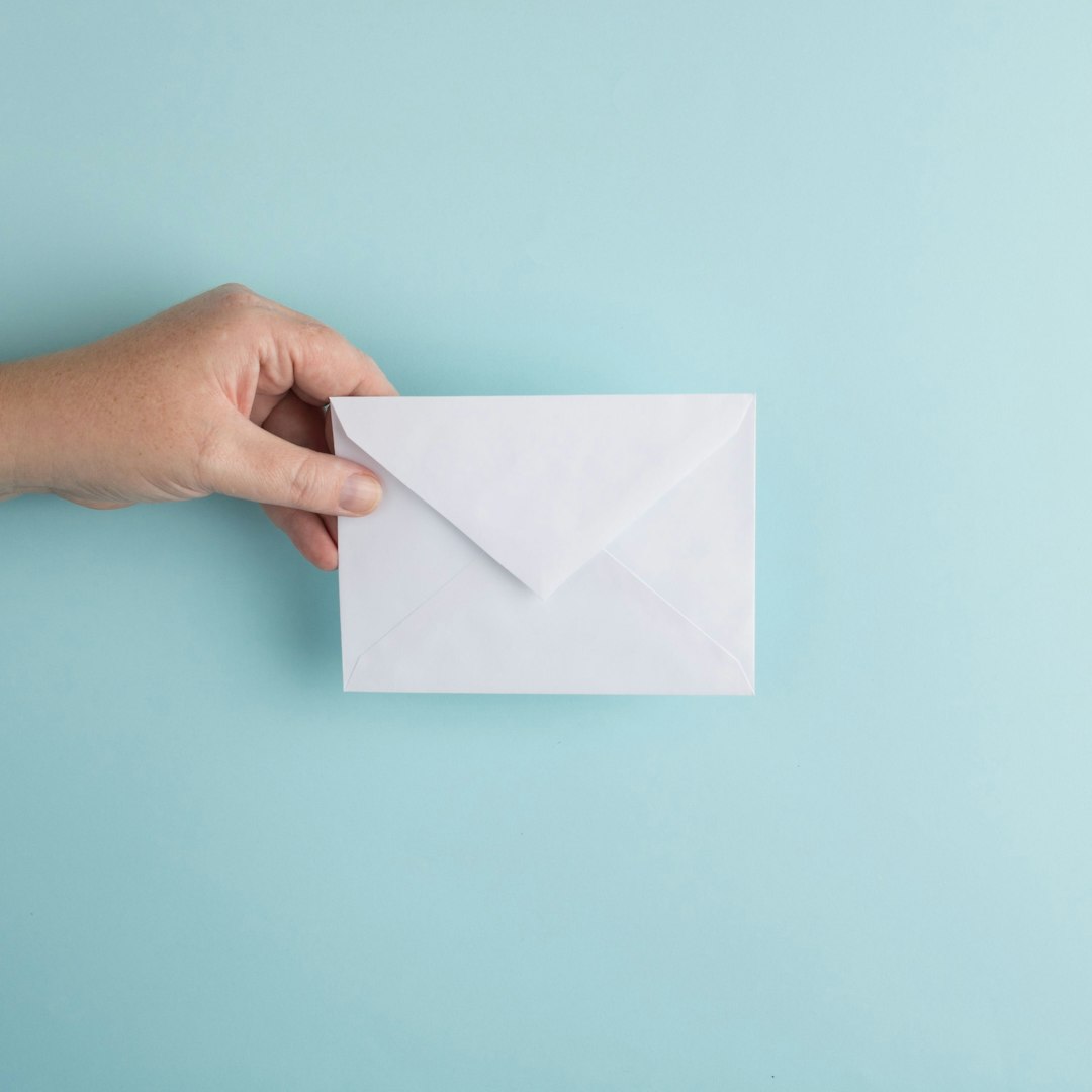 how mail services help people without a permanent address